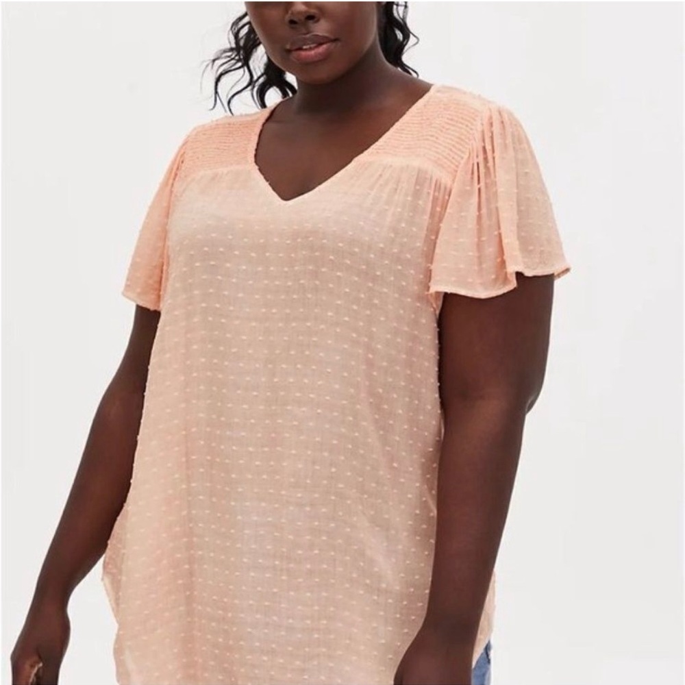 New Torrid Peach Dot Blouse